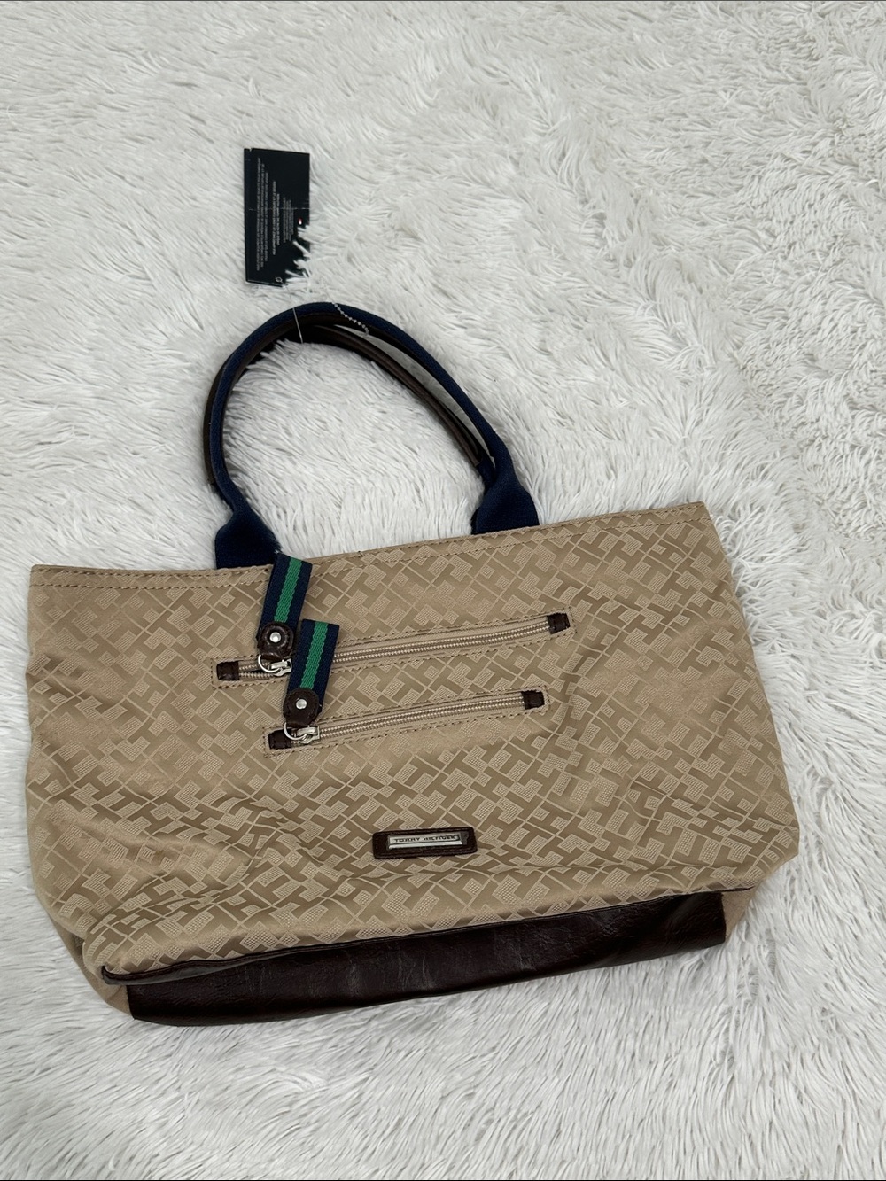 🥕 NWT Tommy Hilfiger Tote Bag Purse